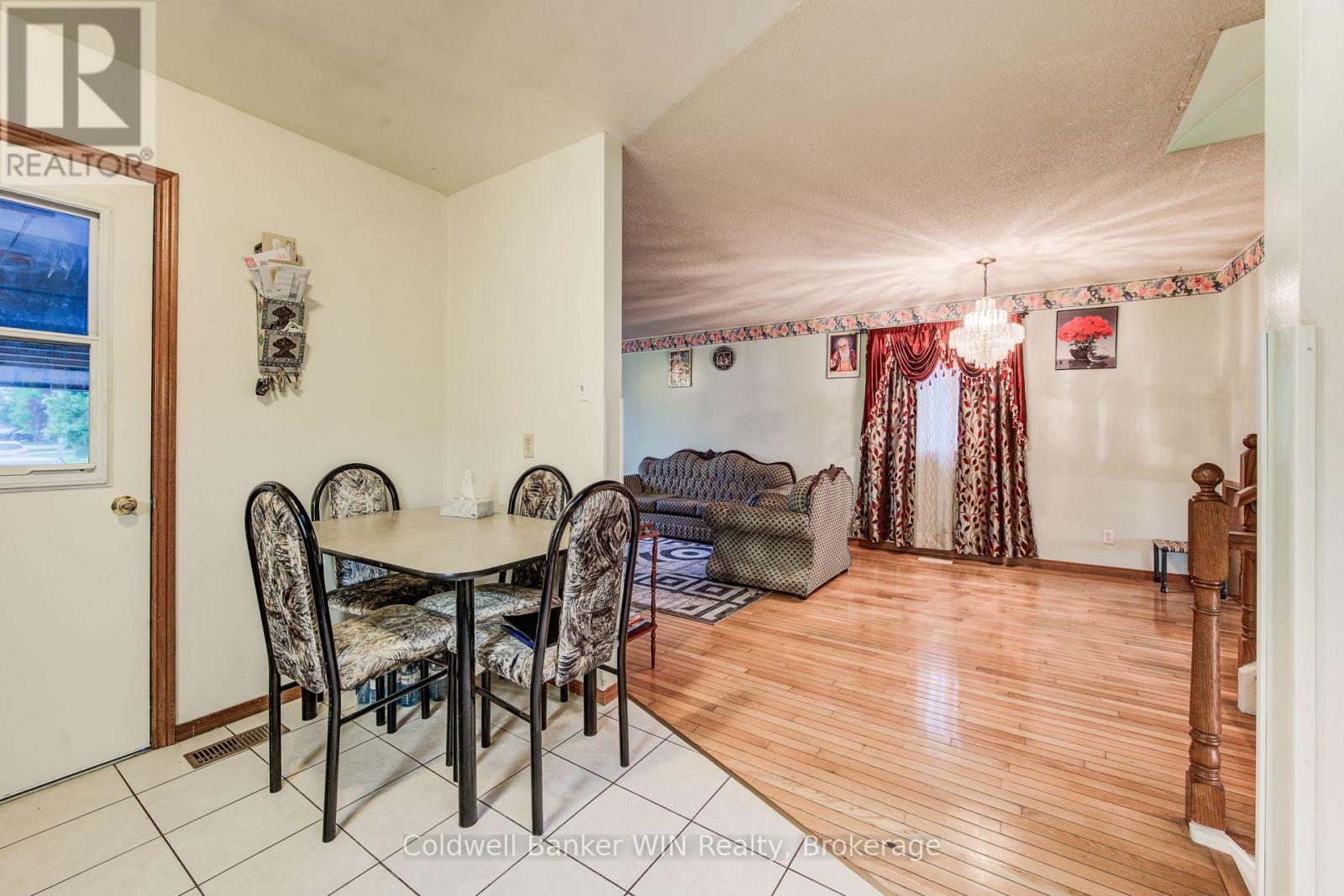 120 Melissa Cres., Wellington North, Ontario  N0G 2L3 - Photo 10 - X12198300