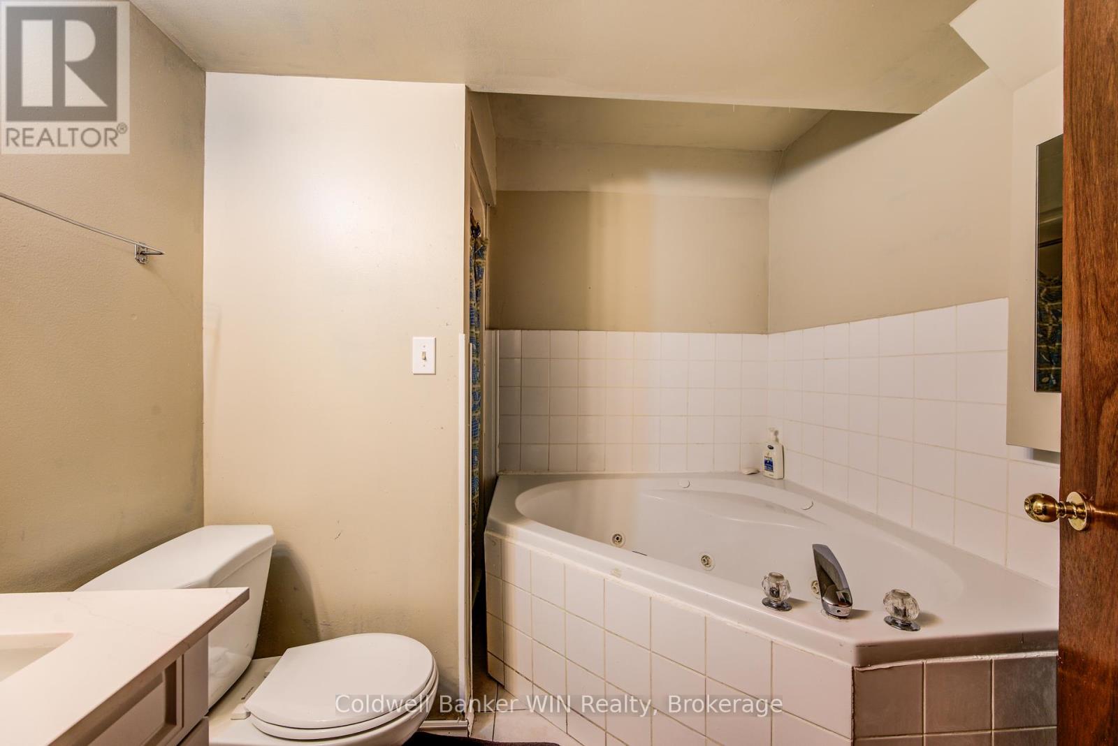 120 Melissa Cres., Wellington North, Ontario  N0G 2L3 - Photo 23 - X12198300