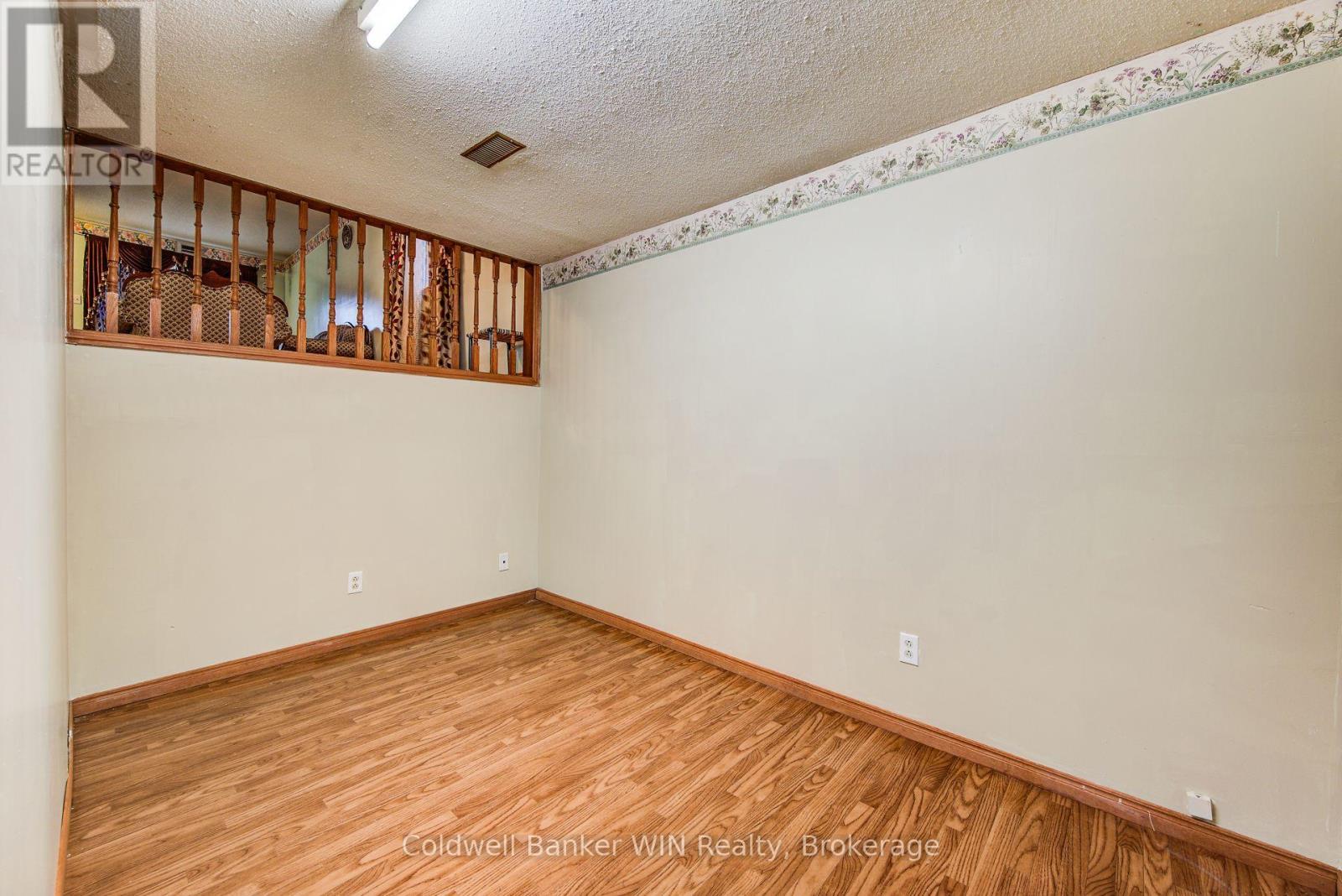 120 Melissa Cres., Wellington North, Ontario  N0G 2L3 - Photo 24 - X12198300