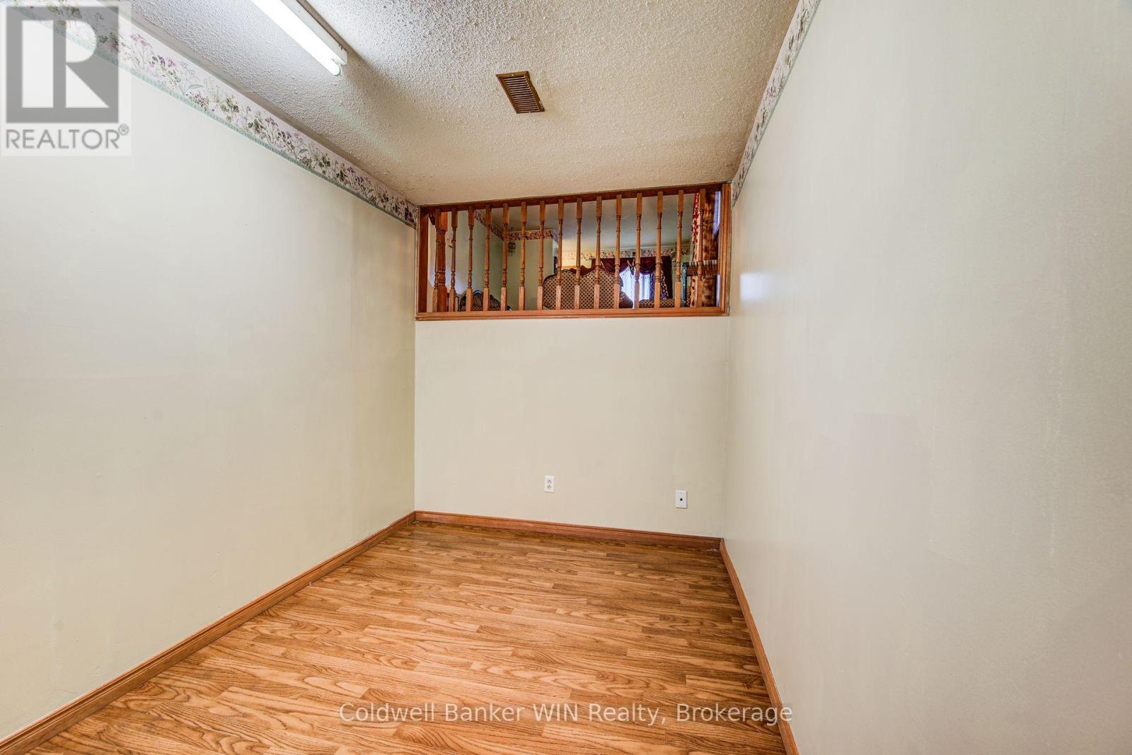 120 Melissa Cres., Wellington North, Ontario  N0G 2L3 - Photo 25 - X12198300