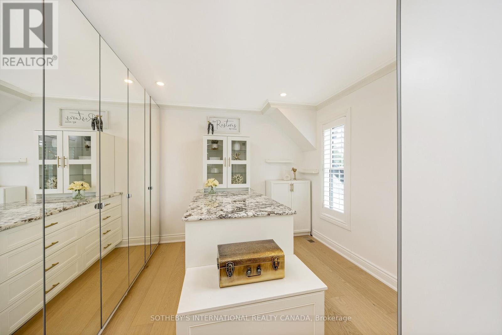 10 Meander Close, Hamilton, Ontario  L0R 1H1 - Photo 26 - X12660364