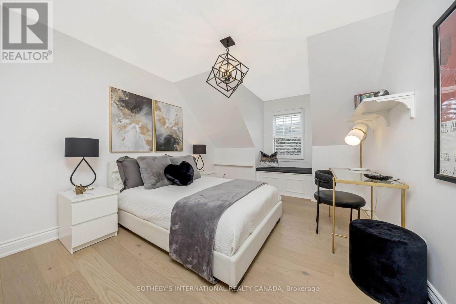 10 Meander Close, Hamilton, Ontario  L0R 1H1 - Photo 30 - X12660364