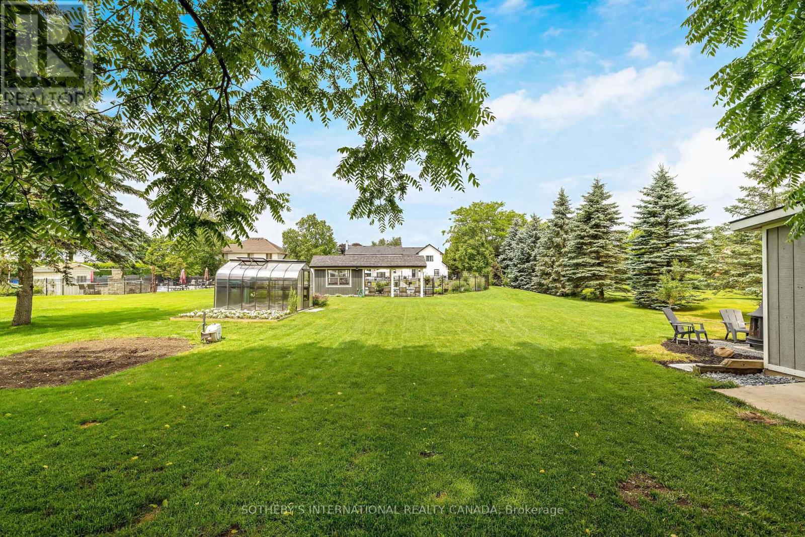 10 Meander Close, Hamilton, Ontario  L0R 1H1 - Photo 48 - X12660364