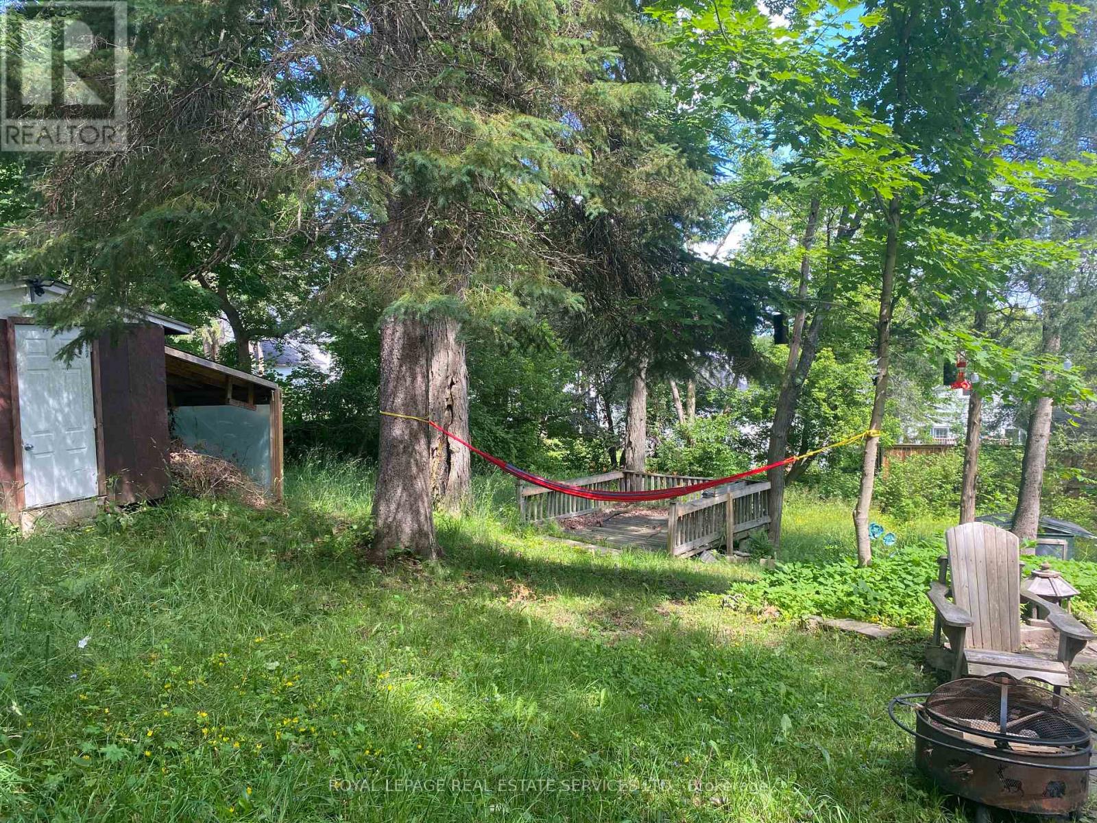 16 Cora Street E, Huntsville, Ontario  P1H 1P6 - Photo 8 - X12660394