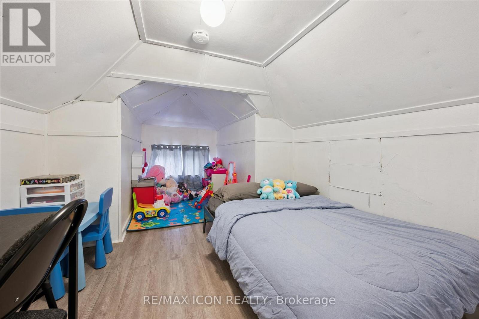 262 Madison Avenue S, Kitchener, Ontario  N2M 3H4 - Photo 13 - X12660396