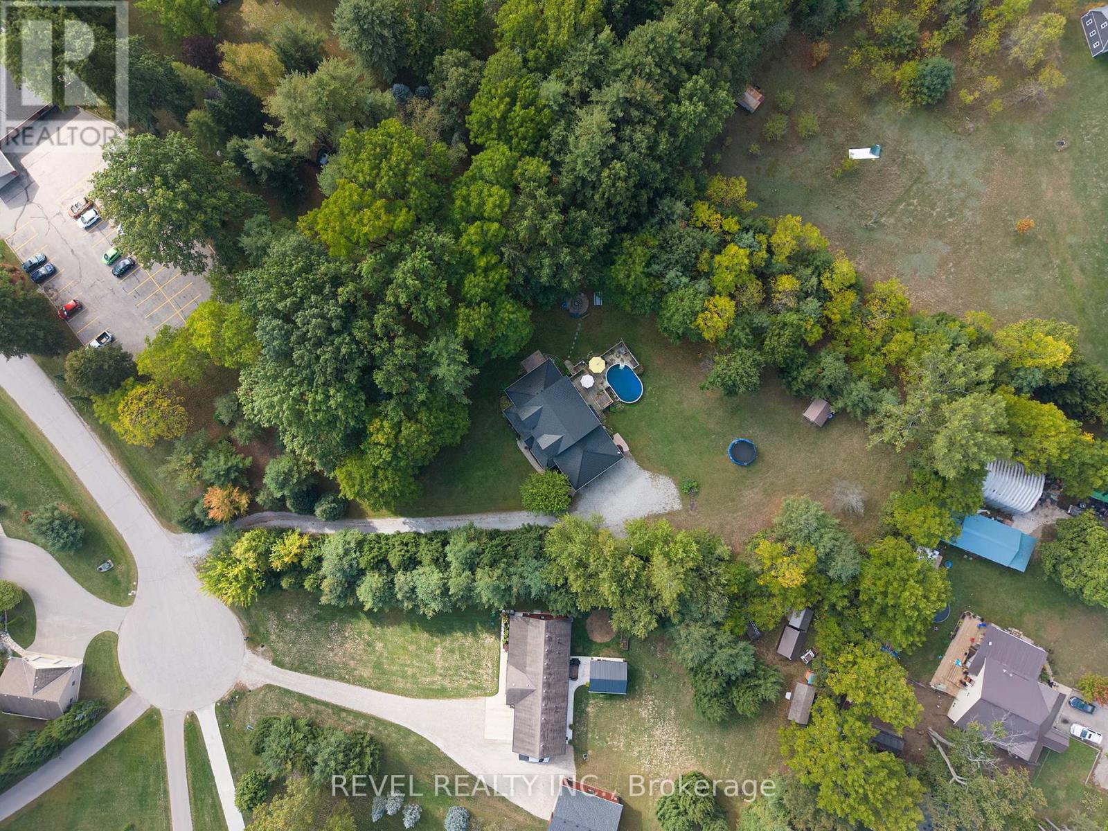 9 Michael's Lane, Tillsonburg, Ontario  N4G 4G9 - Photo 49 - X12660422