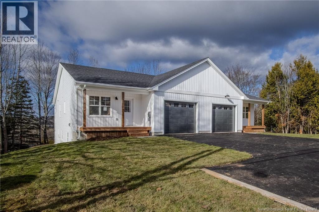 329 Hampton Road, Quispamsis, New Brunswick  E2E 4T1 - Photo 2 - NB131607