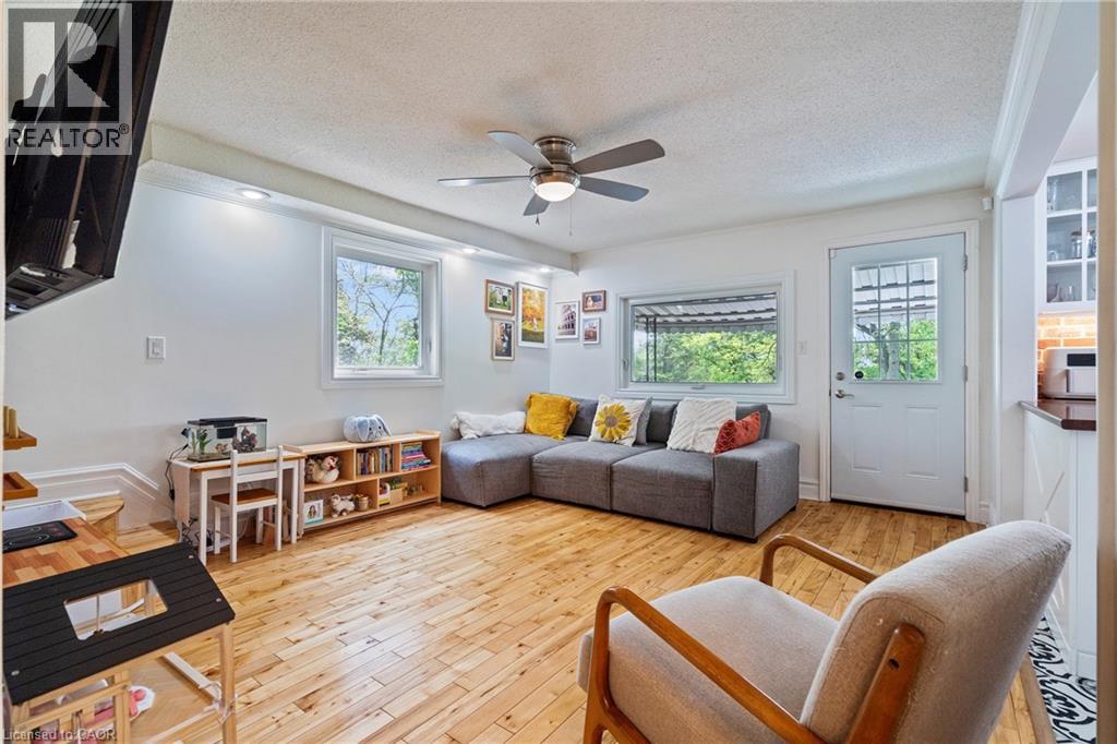 376 Old Guelph Road, Dundas, Ontario  L9H 5V4 - Photo 9 - 40779647