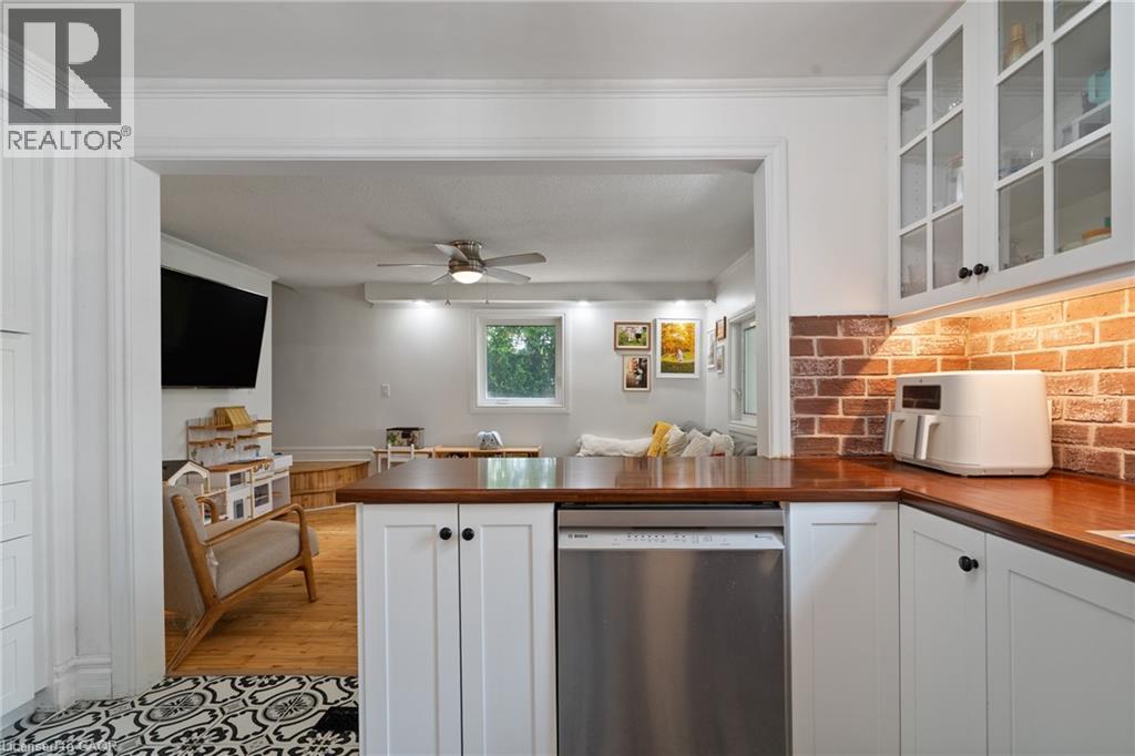 376 Old Guelph Road, Dundas, Ontario  L9H 5V4 - Photo 18 - 40779647