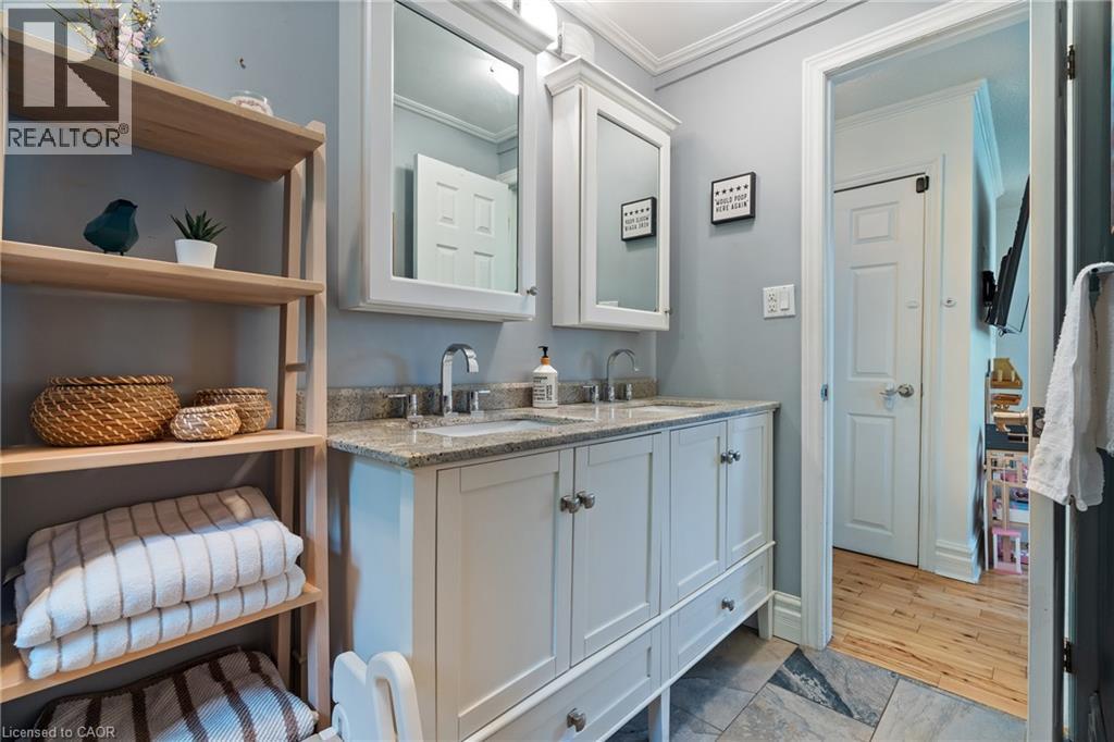 376 Old Guelph Road, Dundas, Ontario  L9H 5V4 - Photo 27 - 40779647