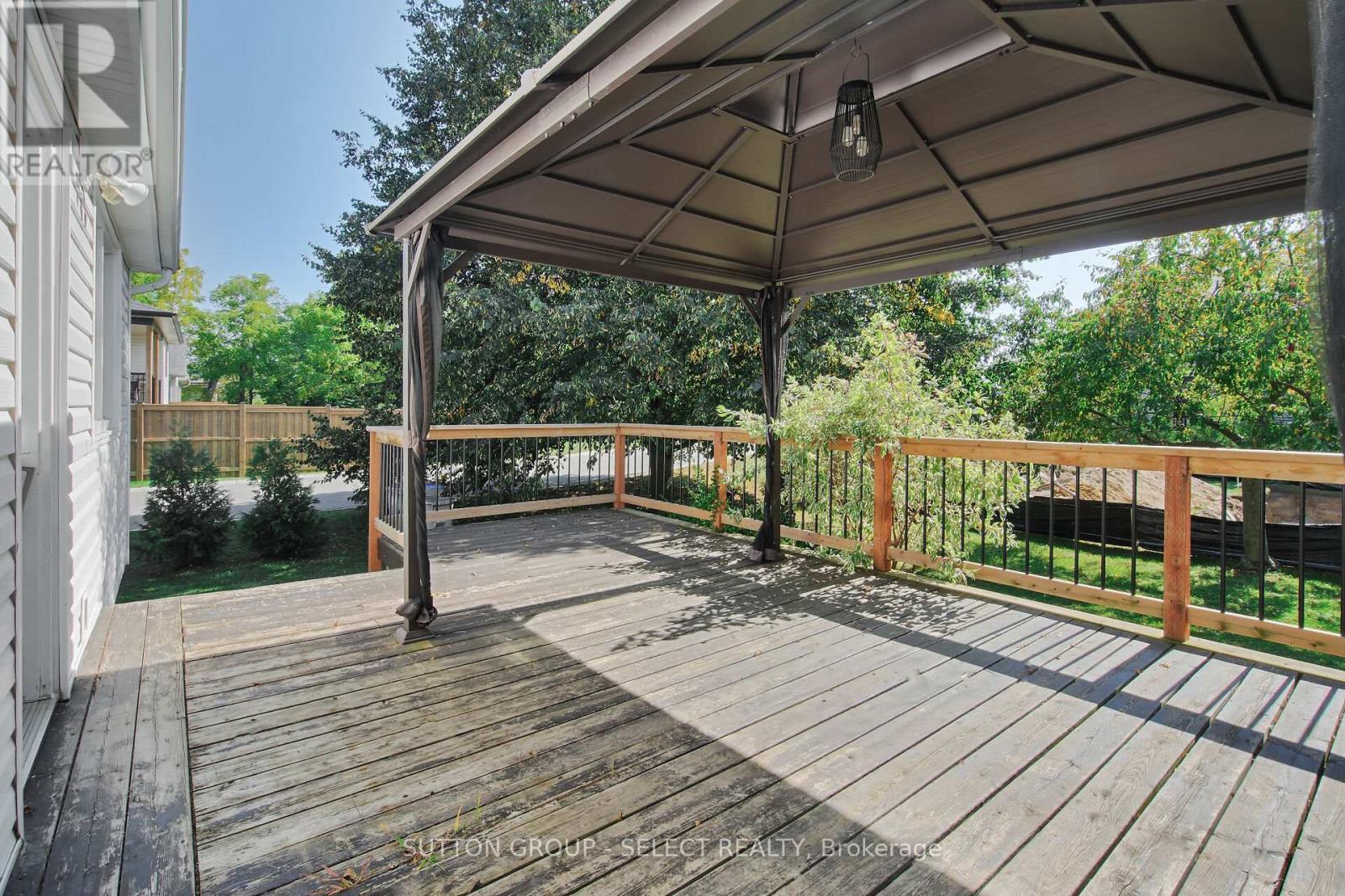 2617 Queens Street, Strathroy-Caradoc (Mount Brydges), Ontario  N0L 1W0 - Photo 36 - X12660546