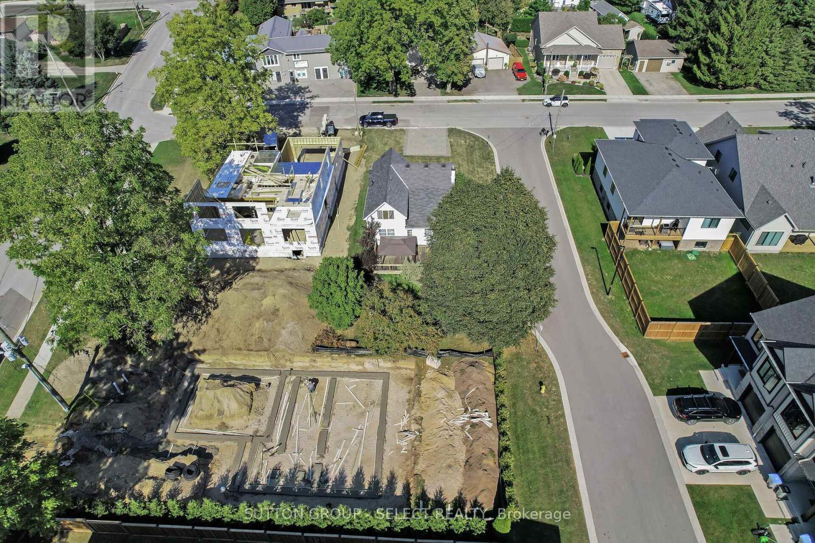 2617 Queens Street, Strathroy-Caradoc (Mount Brydges), Ontario  N0L 1W0 - Photo 41 - X12660546