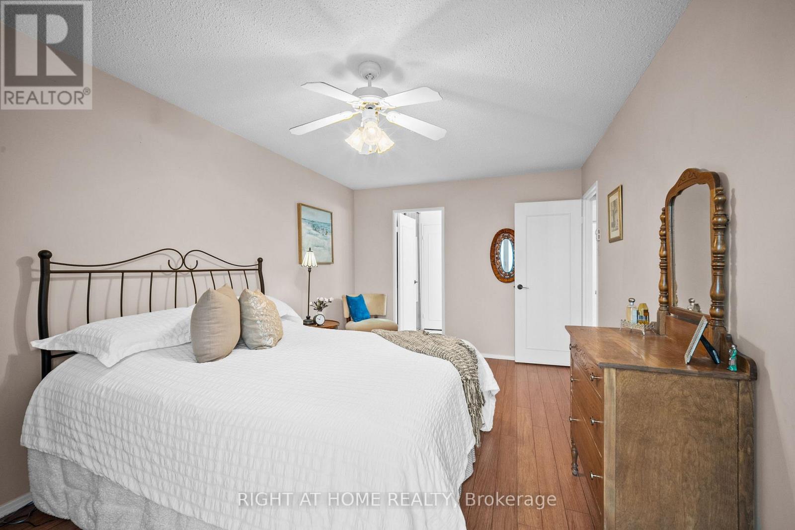 1006 - 1025 Richmond Road, Ottawa, Ontario  K2B 8G8 - Photo 25 - X12660454