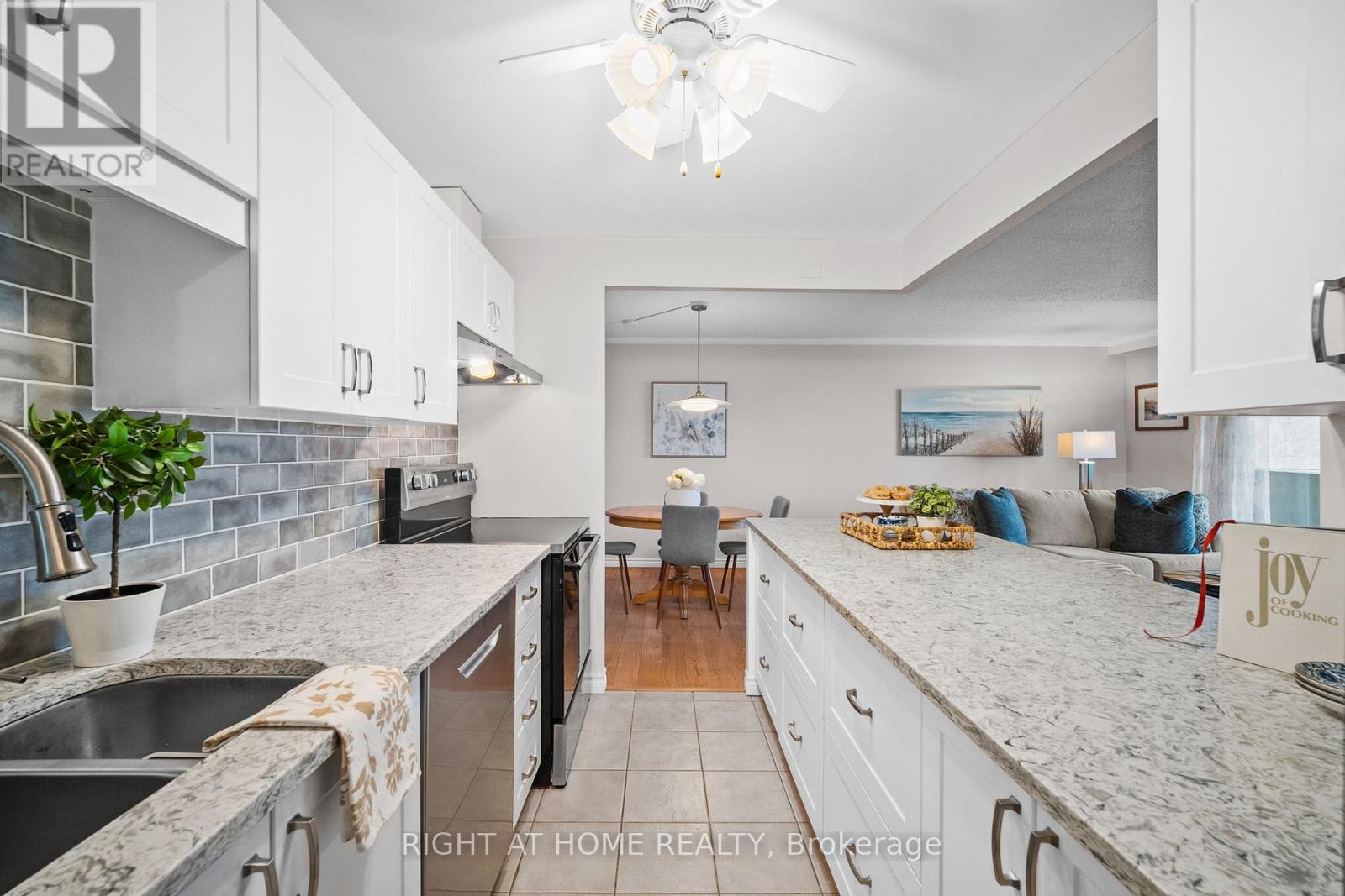 1006 - 1025 Richmond Road, Ottawa, Ontario  K2B 8G8 - Photo 8 - X12660454