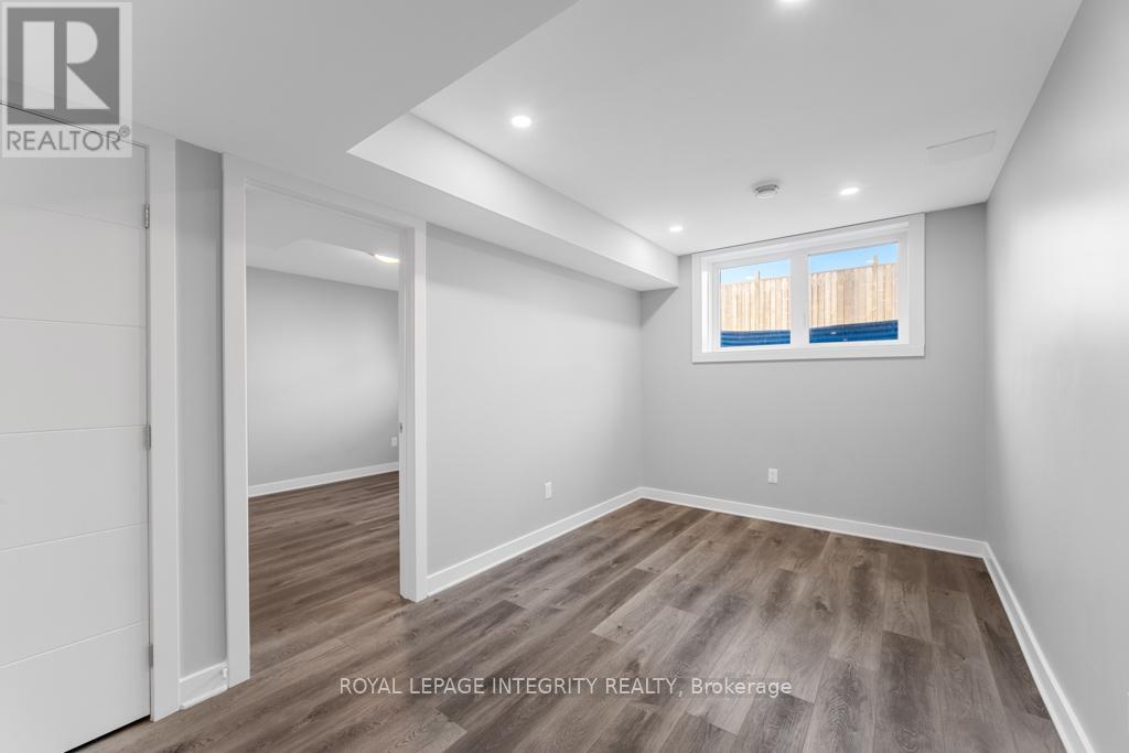 B - 875 Contour Street, Ottawa, Ontario  K1W 0G6 - Photo 33 - X12660476