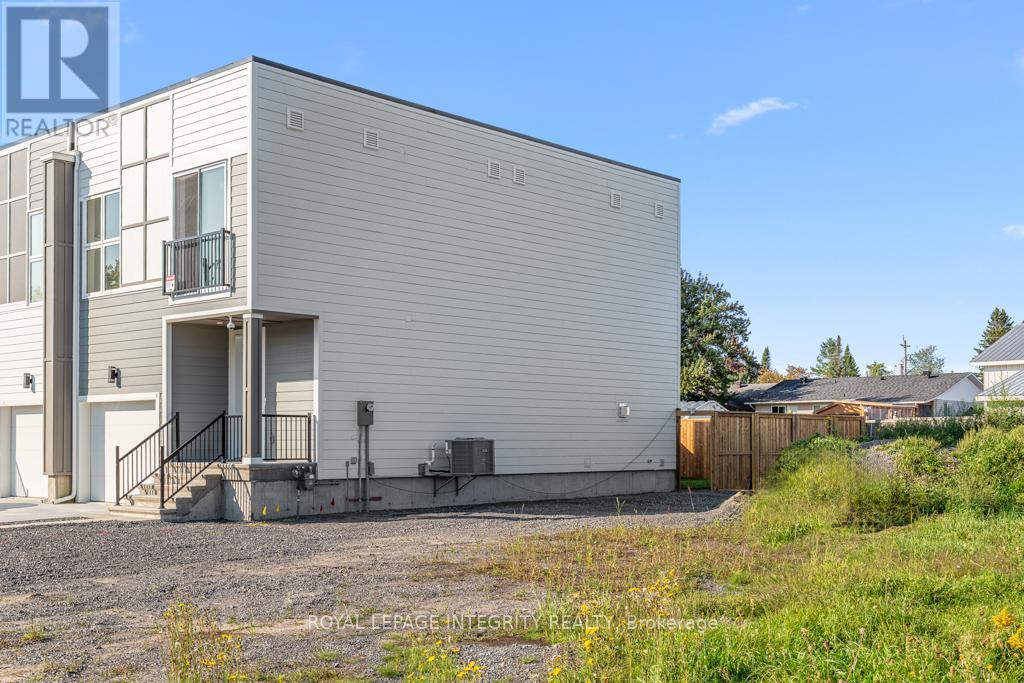 B - 875 Contour Street, Ottawa, Ontario  K1W 0G6 - Photo 40 - X12660476