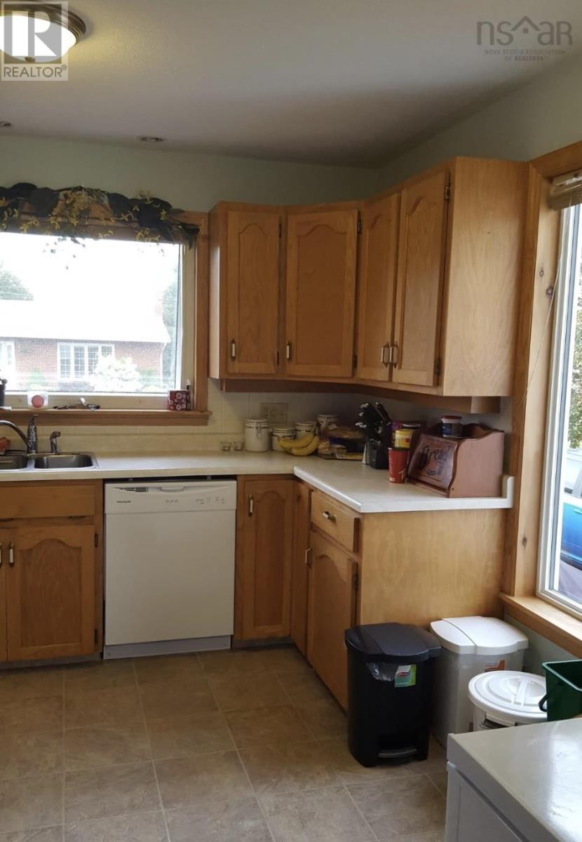 3 Fletcher Drive, Amherst, Nova Scotia  B4H 4M3 - Photo 10 - 202529746