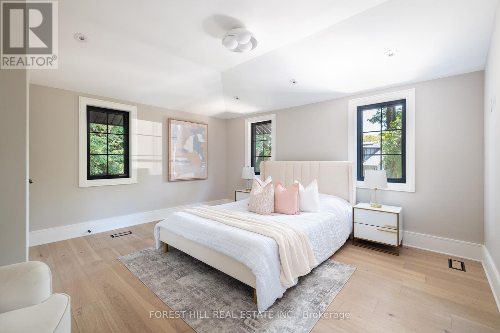 52 Roxborough Drive, Toronto, Ontario  M4W 1X1 - Photo 30 - C12660482