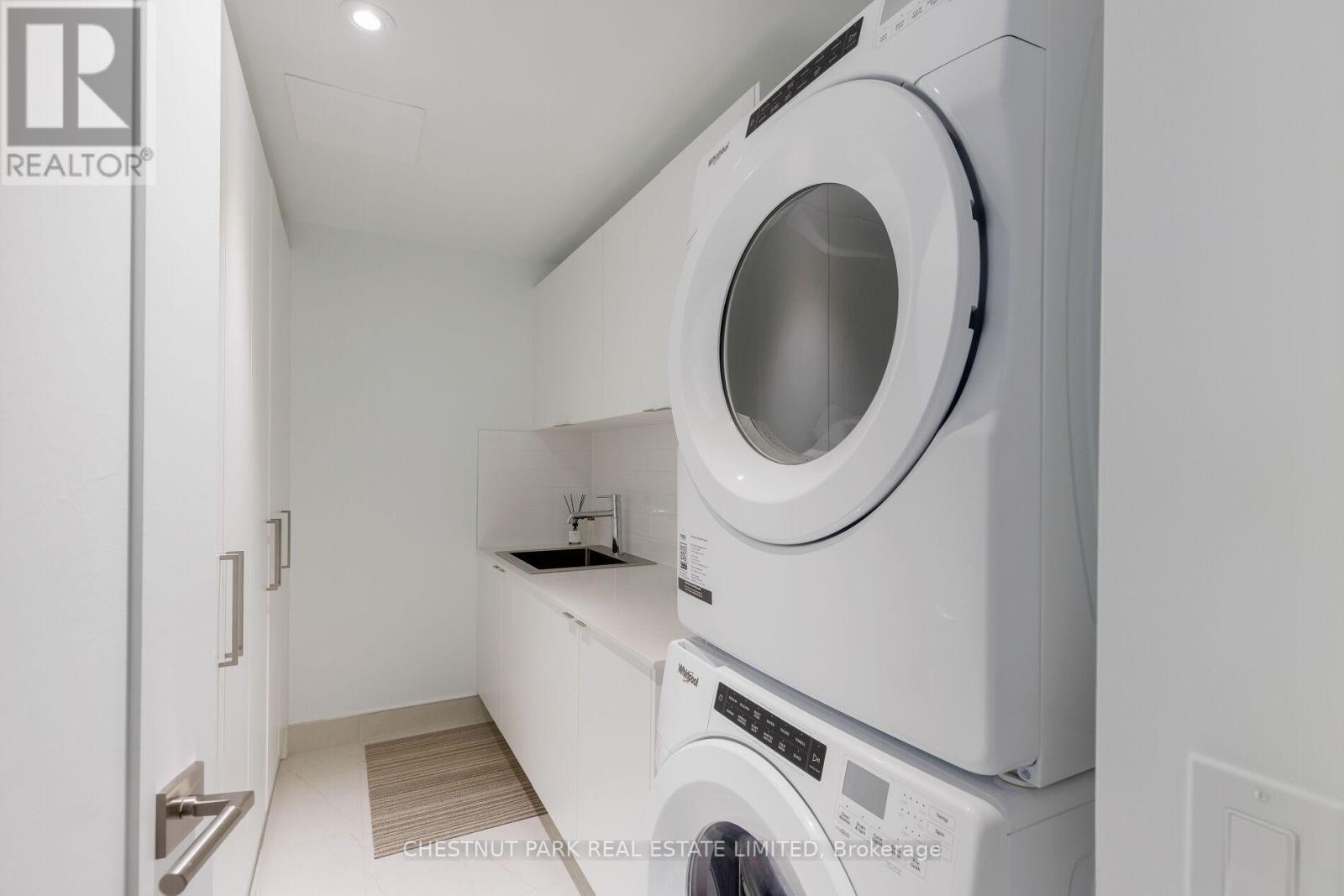 907 - 455 Wellington Street W, Toronto, Ontario  M5V 0V8 - Photo 25 - C12660488