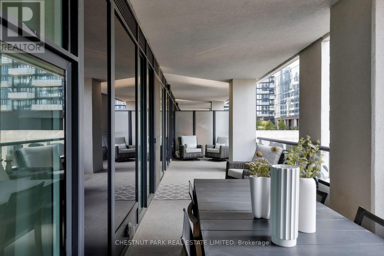 907 - 455 Wellington Street W, Toronto, Ontario  M5V 0V8 - Photo 28 - C12660488