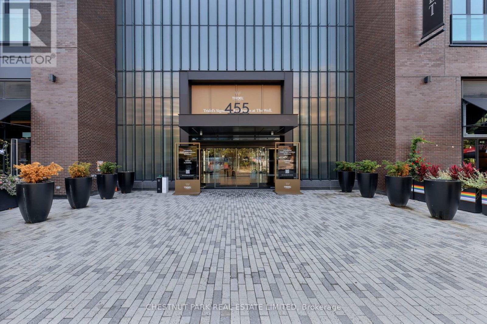 907 - 455 Wellington Street W, Toronto, Ontario  M5V 0V8 - Photo 32 - C12660488