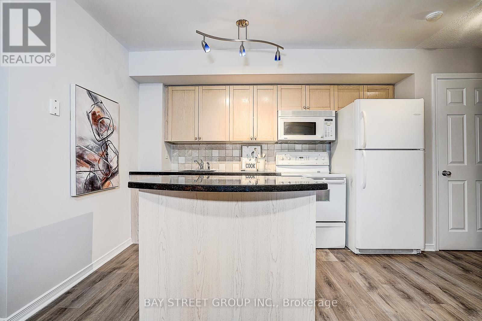 1712 - 30 Harrison Garden Boulevard, Toronto, Ontario  M2N 7A9 - Photo 7 - C12660508