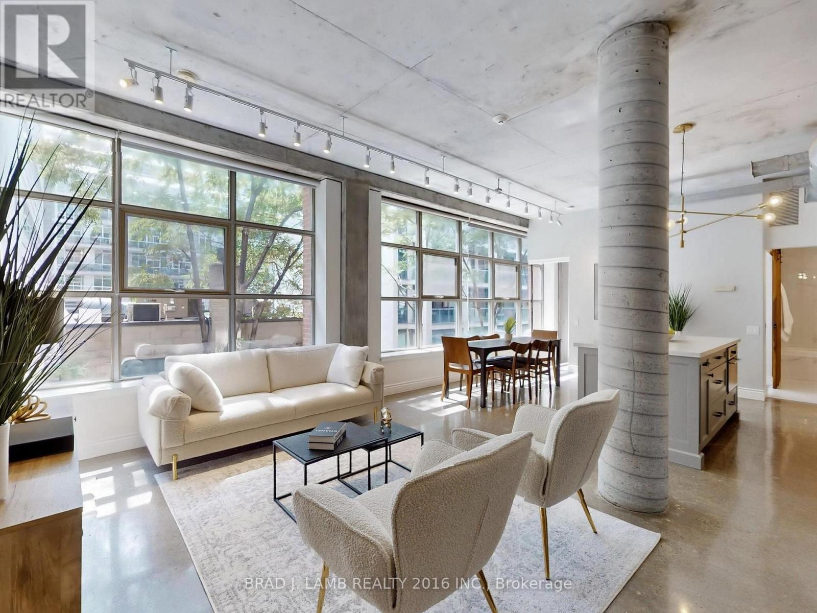 305 - 29 Camden Street, Toronto, Ontario  M5V 3N3 - Photo 1 - C12660564