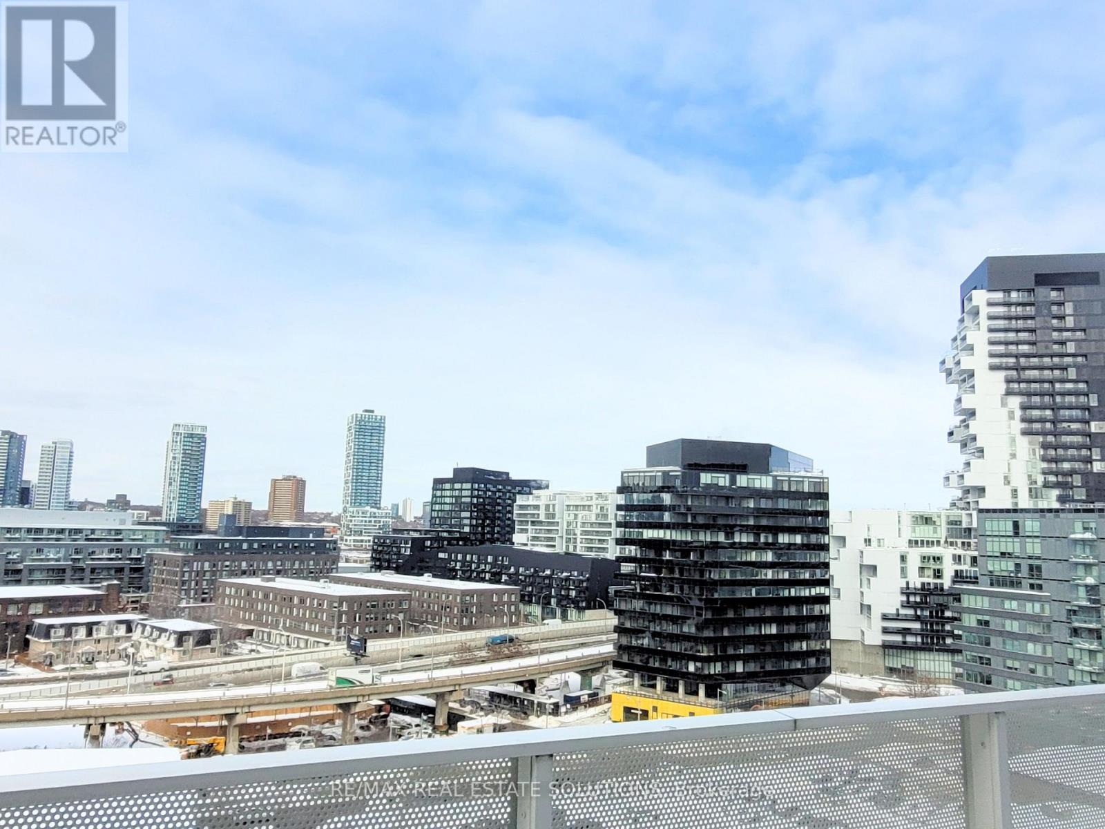 1214 - 60 Tannery Road, Toronto, Ontario  M5A 0S8 - Photo 2 - C12660572