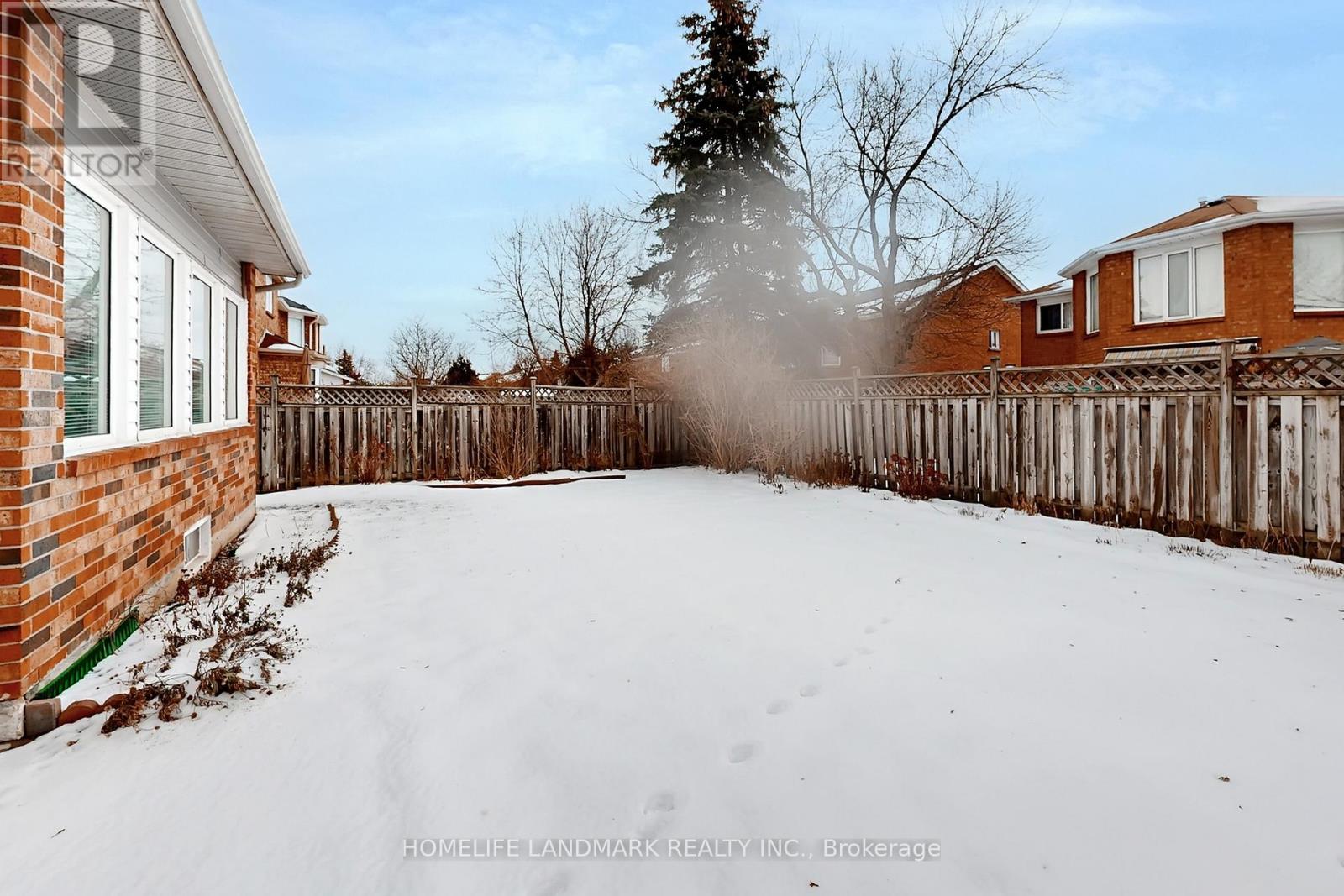 7 Lancashire Road, Markham, Ontario  L3R 8K9 - Photo 43 - N12660456