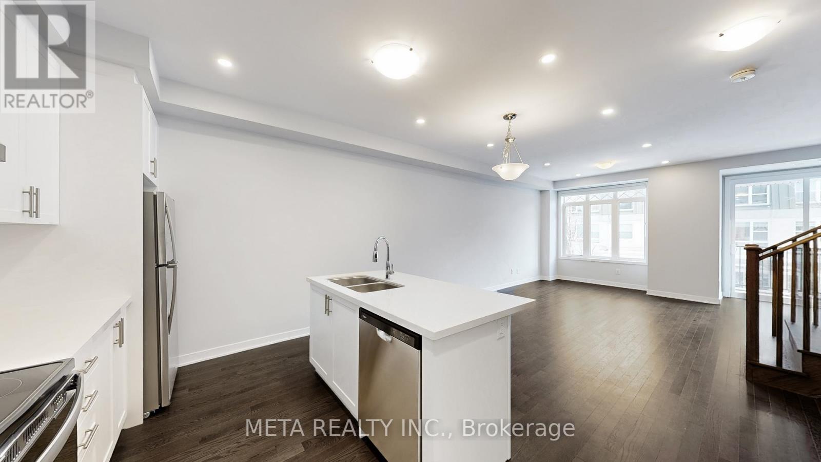 87 Anna Russell Way, Markham, Ontario  L3R 3X3 - Photo 10 - N12660470