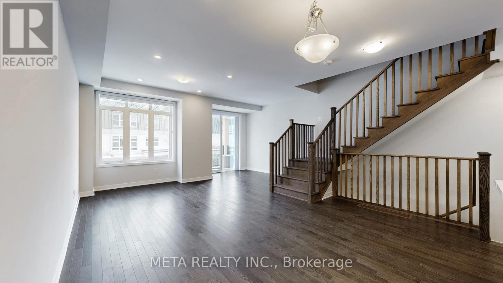 87 Anna Russell Way, Markham, Ontario  L3R 3X3 - Photo 3 - N12660470