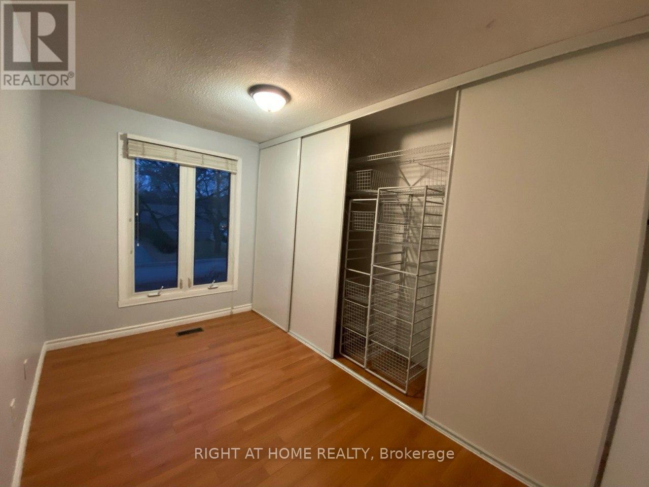 18 Red Mills Drive, East Gwillimbury, Ontario  L9N 1B8 - Photo 11 - N12660522