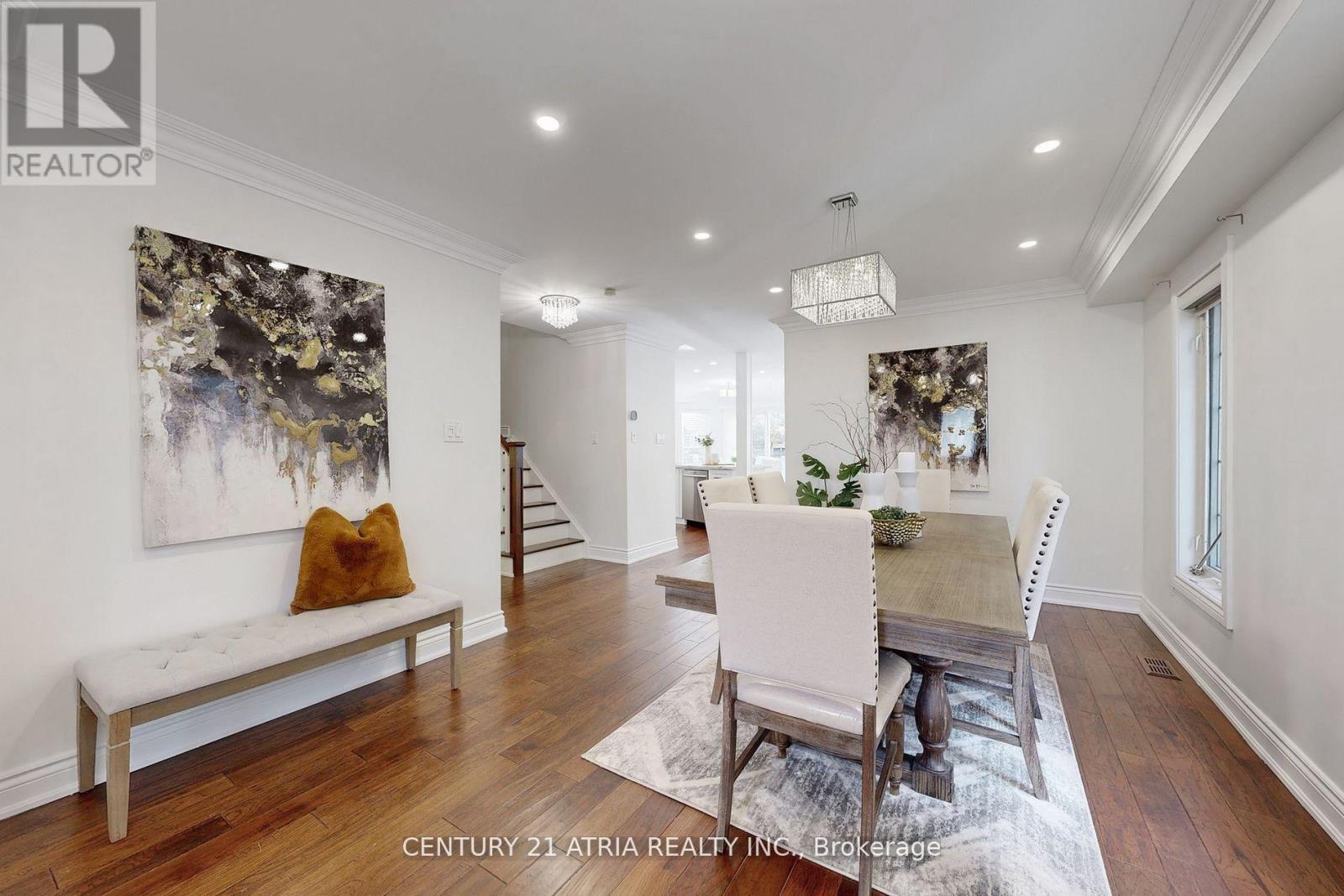 611 Heddle Crescent, Newmarket, Ontario  L3X 2J5 - Photo 11 - N12660524