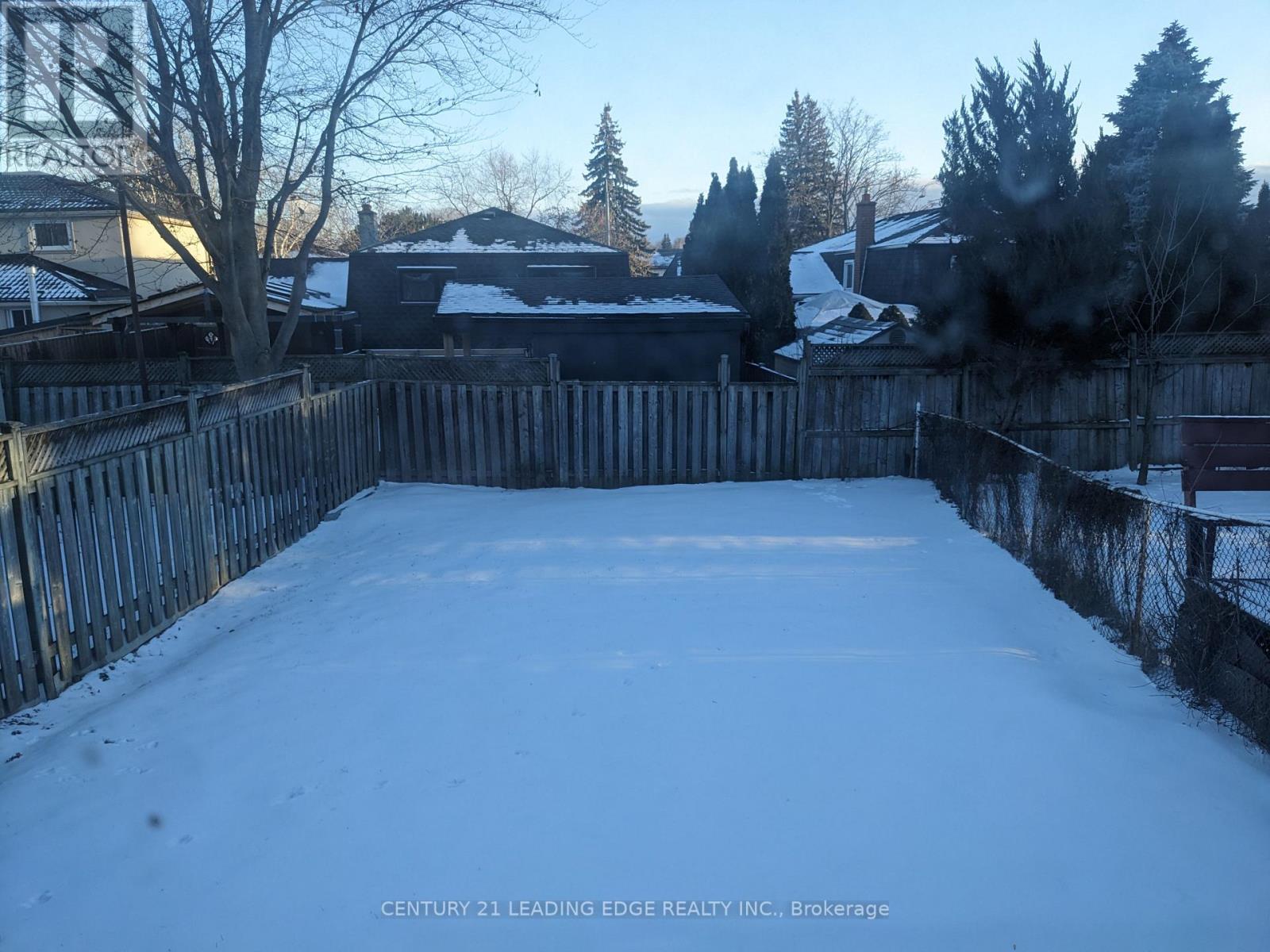 Main - 2424 Whaley Drive, Mississauga, Ontario  L5B 2B5 - Photo 22 - W12653052