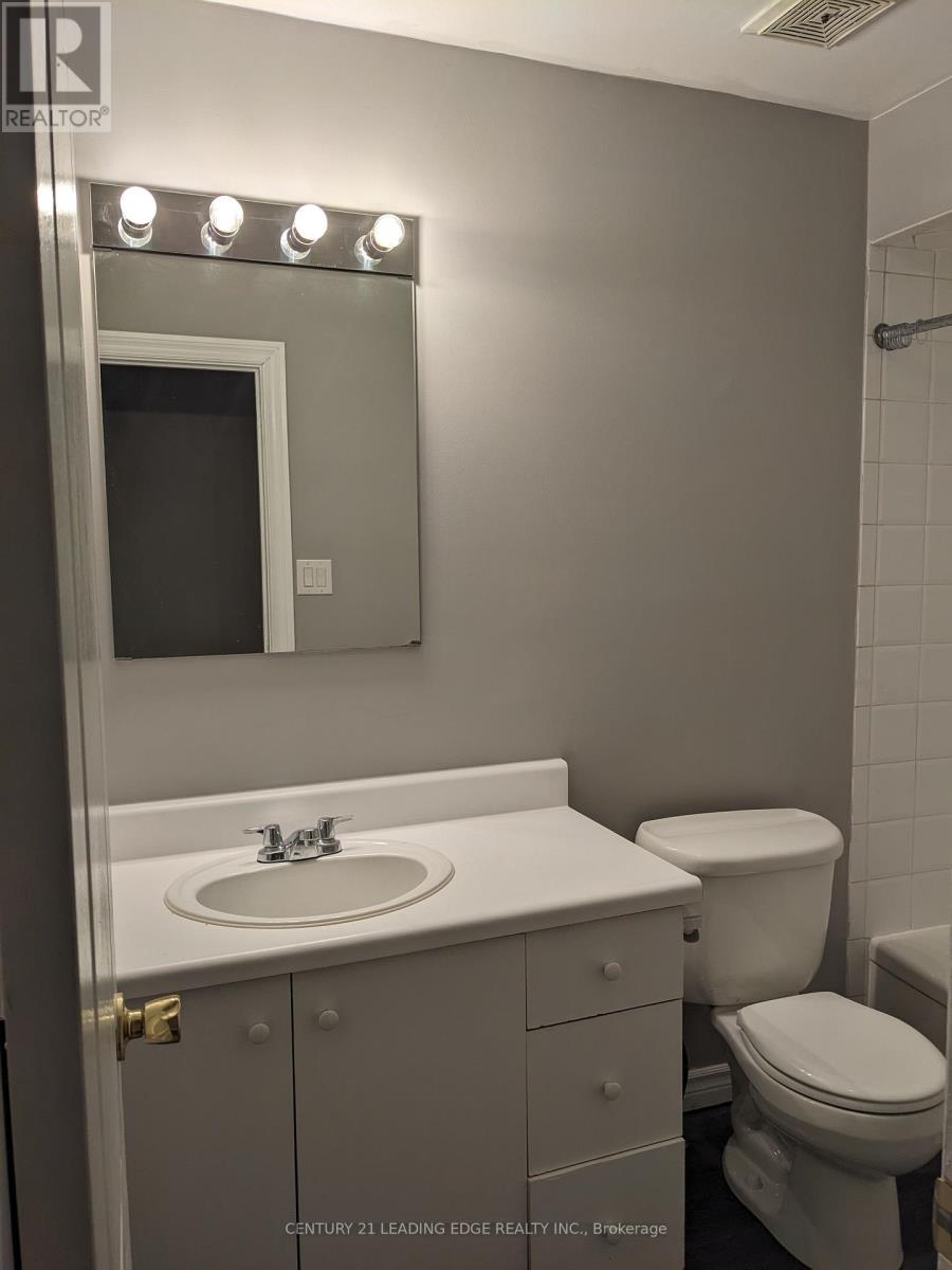 Main - 2424 Whaley Drive, Mississauga, Ontario  L5B 2B5 - Photo 20 - W12653052