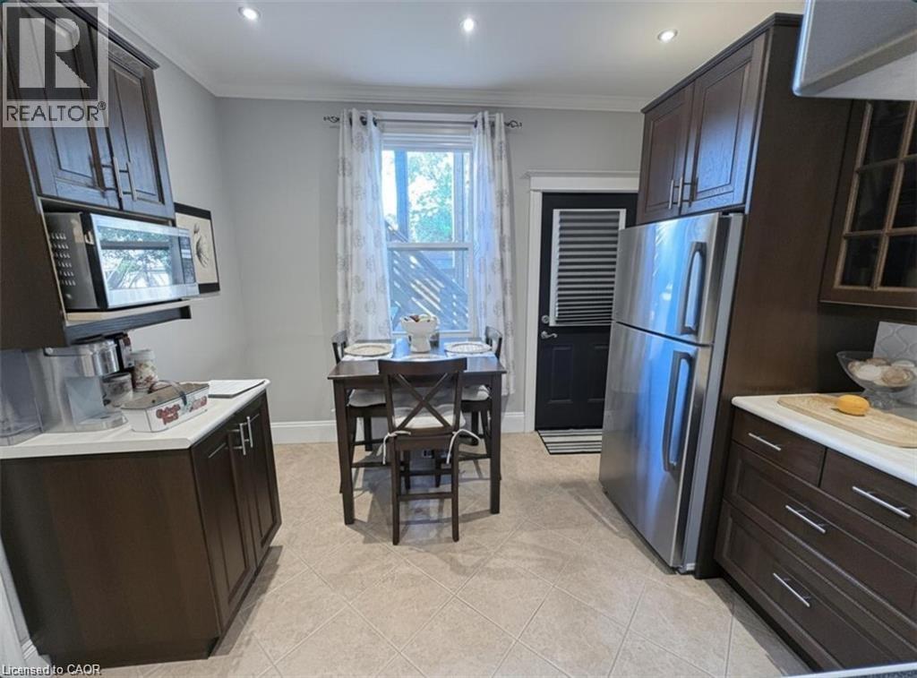 691 Wilson Street, Hamilton, Ontario  L8L 1V5 - Photo 2 - 40795646