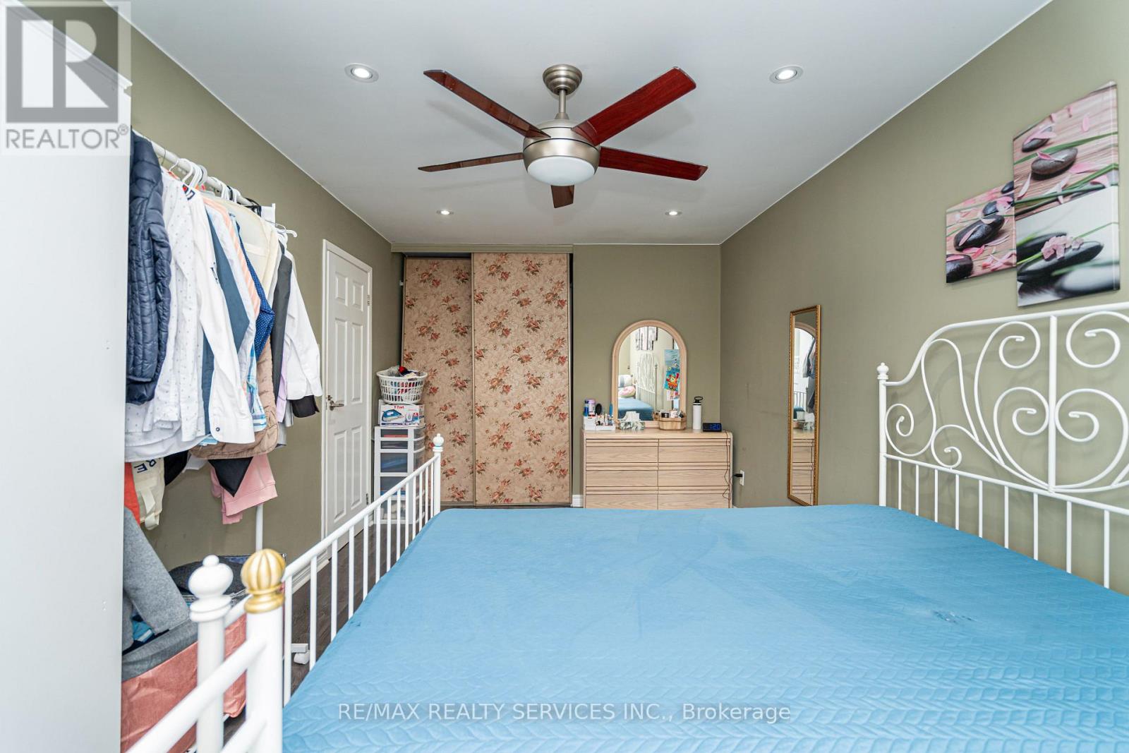 59 Guildford Crescent, Brampton, Ontario  L6S 3K2 - Photo 32 - W12660478