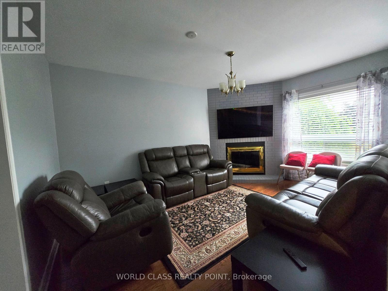 6136 Ford Road, Mississauga, Ontario  L5V 1X1 - Photo 14 - W12660500