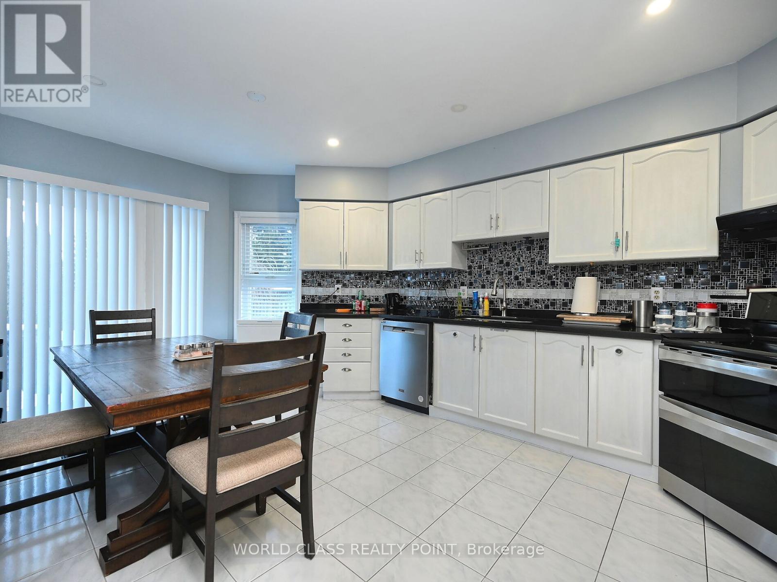 6136 Ford Road, Mississauga, Ontario  L5V 1X1 - Photo 33 - W12660500