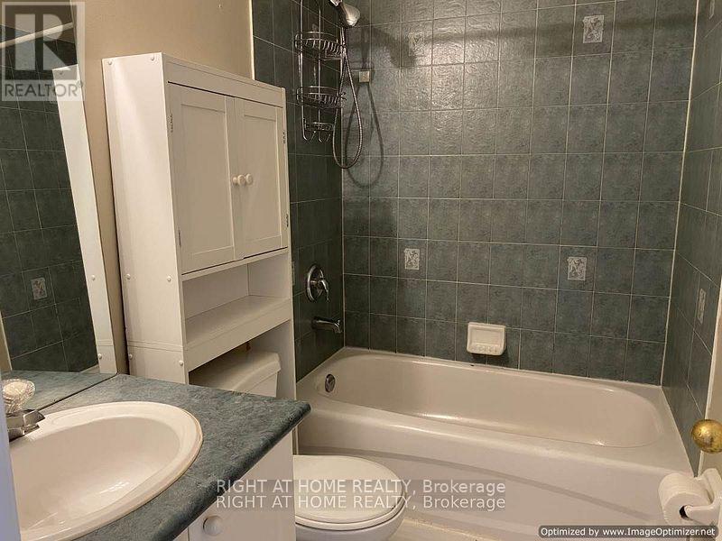 4372 Fairview Street, Burlington, Ontario  L7L 6S6 - Photo 17 - W12660534