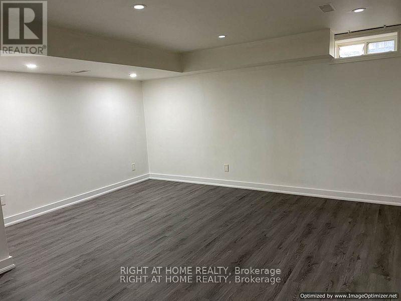 4372 Fairview Street, Burlington, Ontario  L7L 6S6 - Photo 18 - W12660534