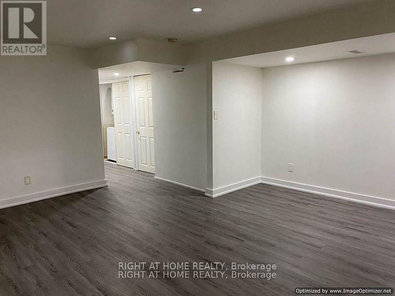 4372 Fairview Street, Burlington, Ontario  L7L 6S6 - Photo 19 - W12660534