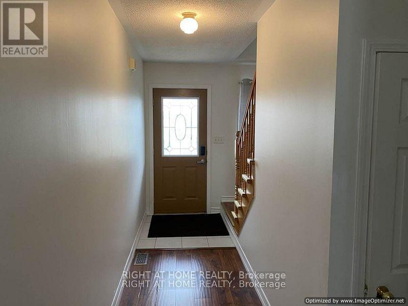 4372 Fairview Street, Burlington, Ontario  L7L 6S6 - Photo 2 - W12660534