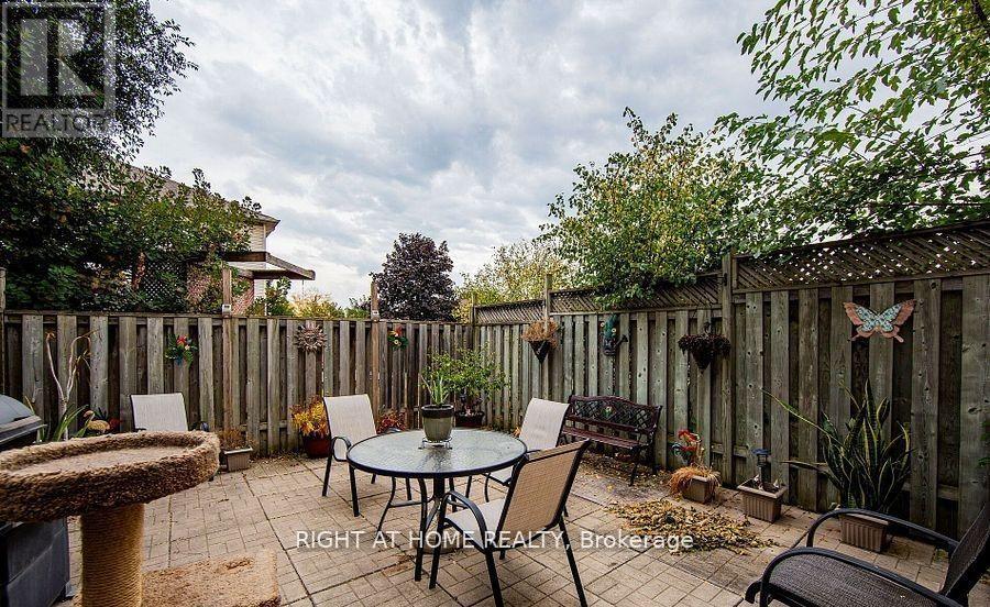 4372 Fairview Street, Burlington, Ontario  L7L 6S6 - Photo 23 - W12660534