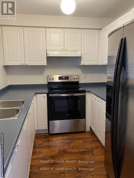 4372 Fairview Street, Burlington, Ontario  L7L 6S6 - Photo 4 - W12660534