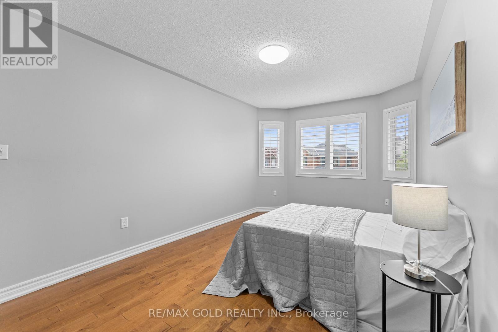 14 Gaspe Road, Brampton, Ontario  L6S 0A4 - Photo 28 - W12660576