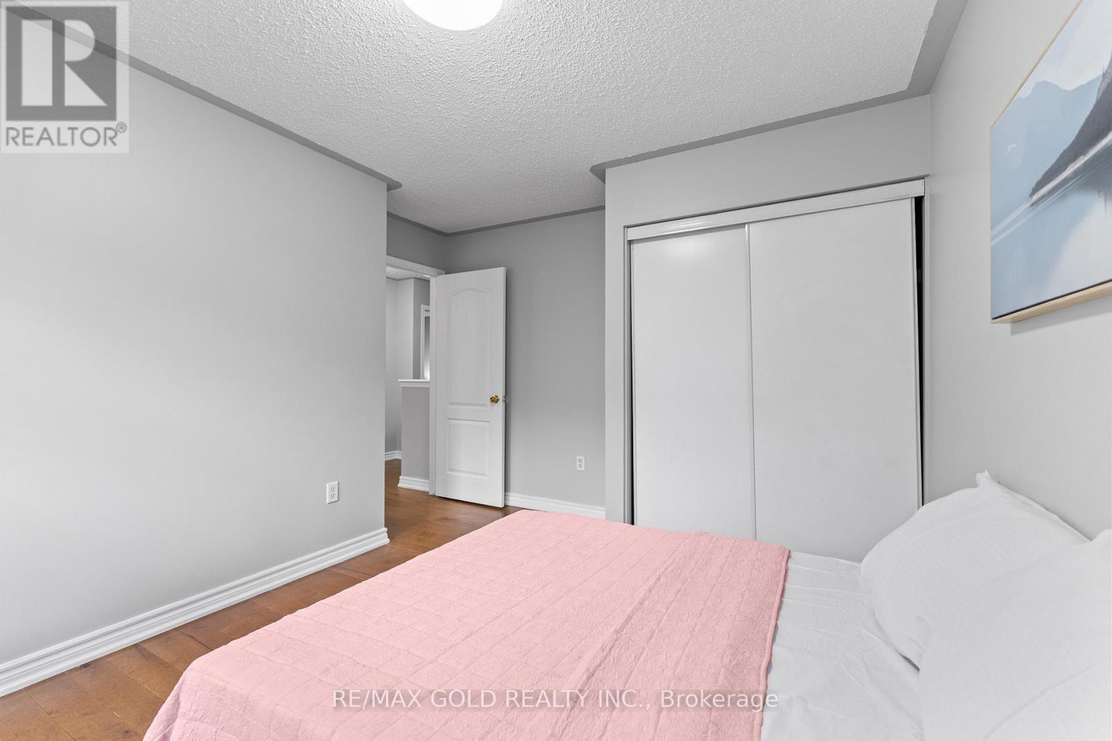 14 Gaspe Road, Brampton, Ontario  L6S 0A4 - Photo 32 - W12660576