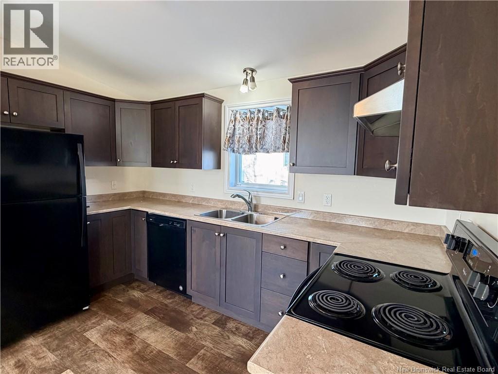 525 Kent Avenue, Bathurst, New Brunswick  E2A 2T2 - Photo 6 - NB131603