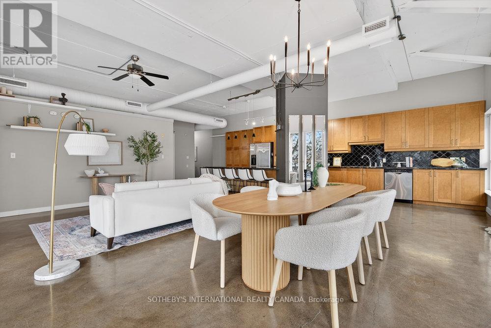 305 - 66 Bay Street S, Hamilton, Ontario  L8P 4Z6 - Photo 10 - X12660514