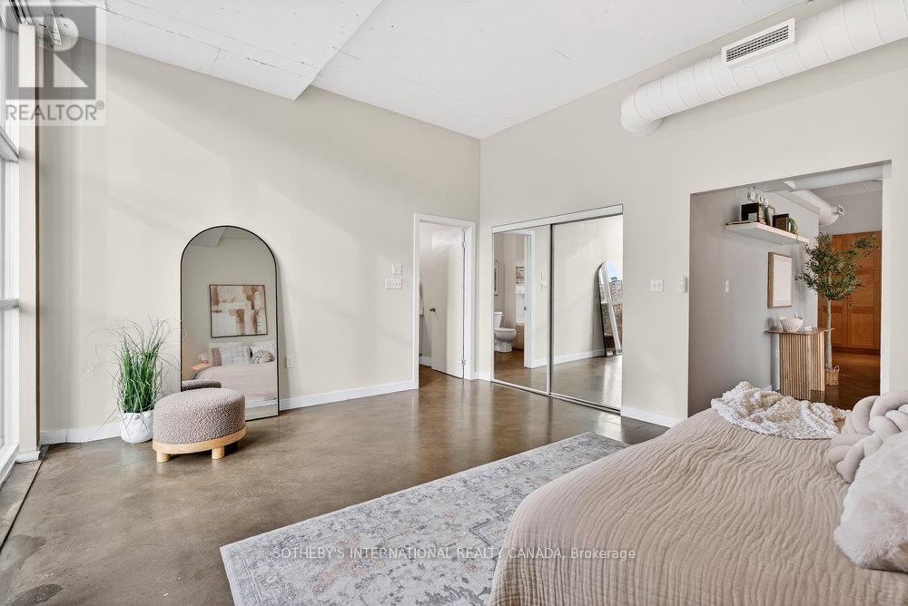 305 - 66 Bay Street S, Hamilton, Ontario  L8P 4Z6 - Photo 20 - X12660514